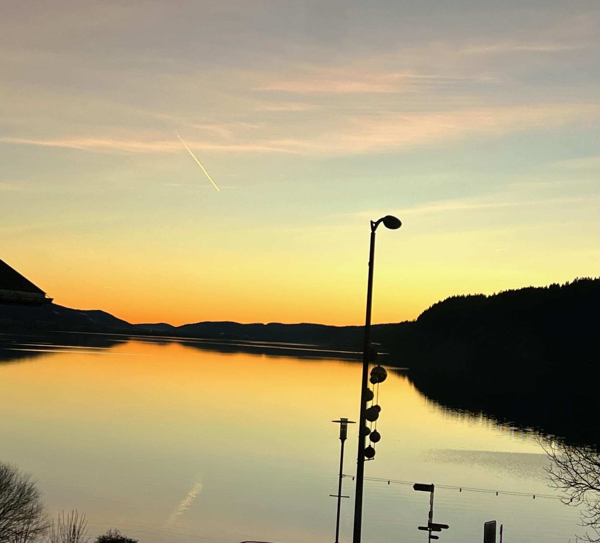 La Fenêtre sur le lac - Coucher de soleil