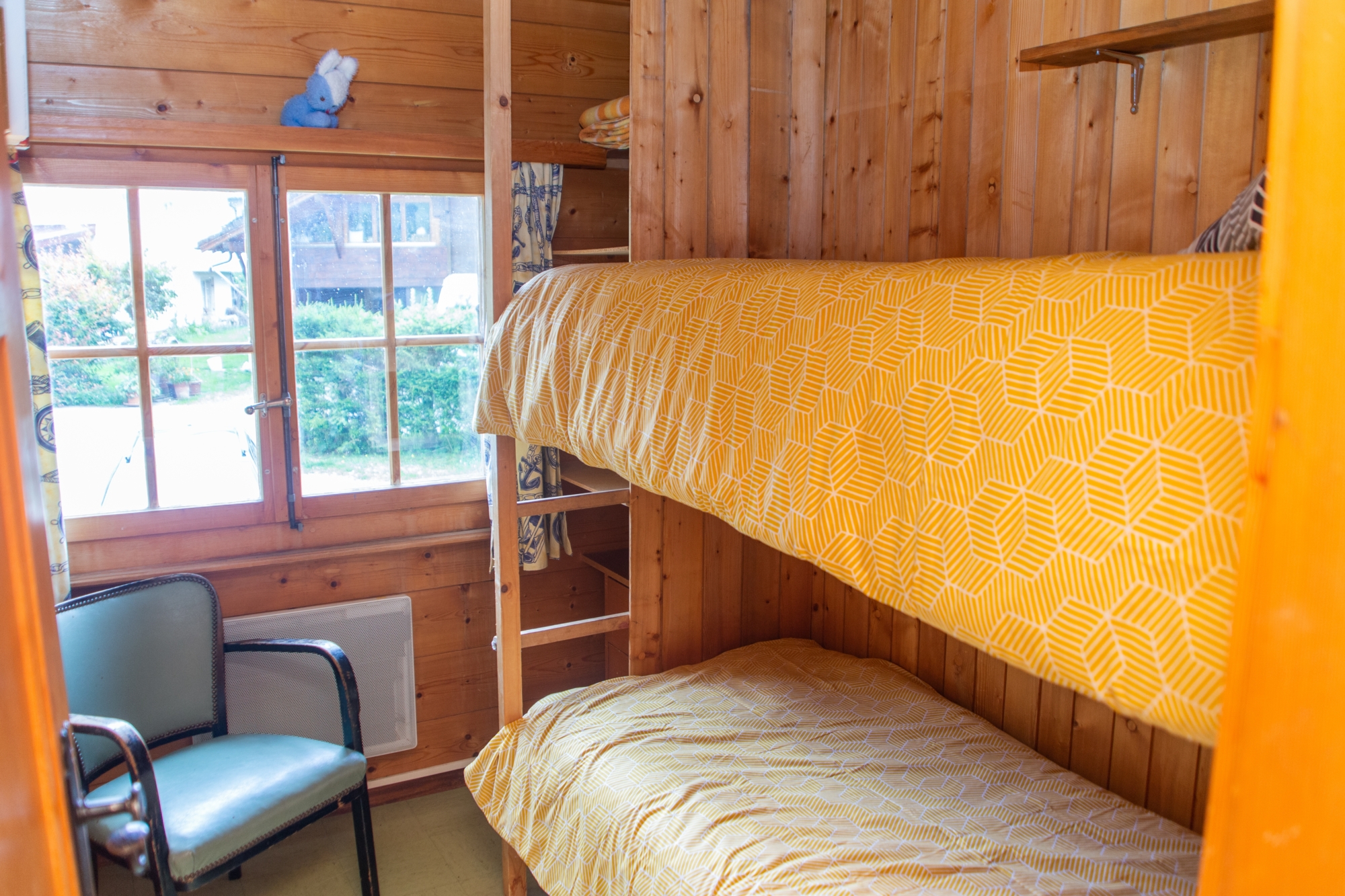 Bourdon 1er - petite chambre lit à étage