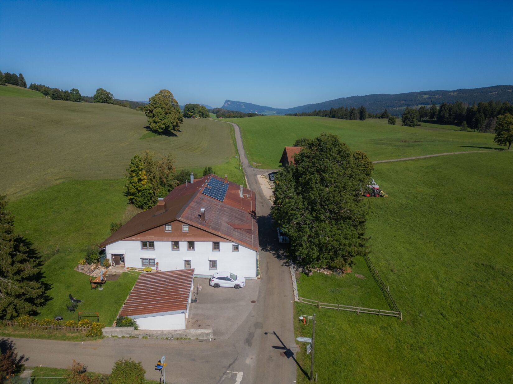 Le petit Charmant - Vue aérienne Dent de Vaulion