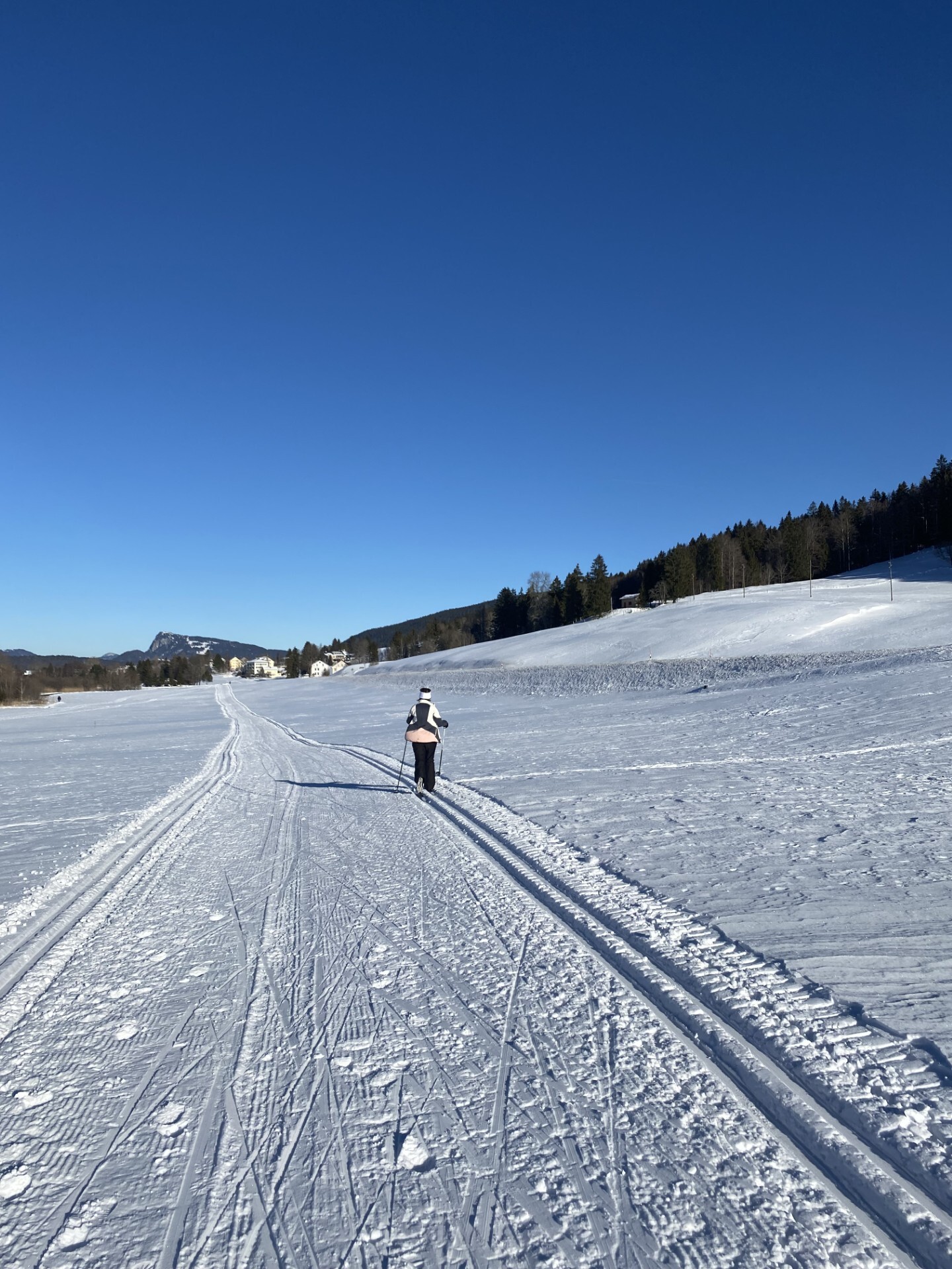 Ski de fond - bord du lac - L'Orient - Les Bioux - L'Abbaye