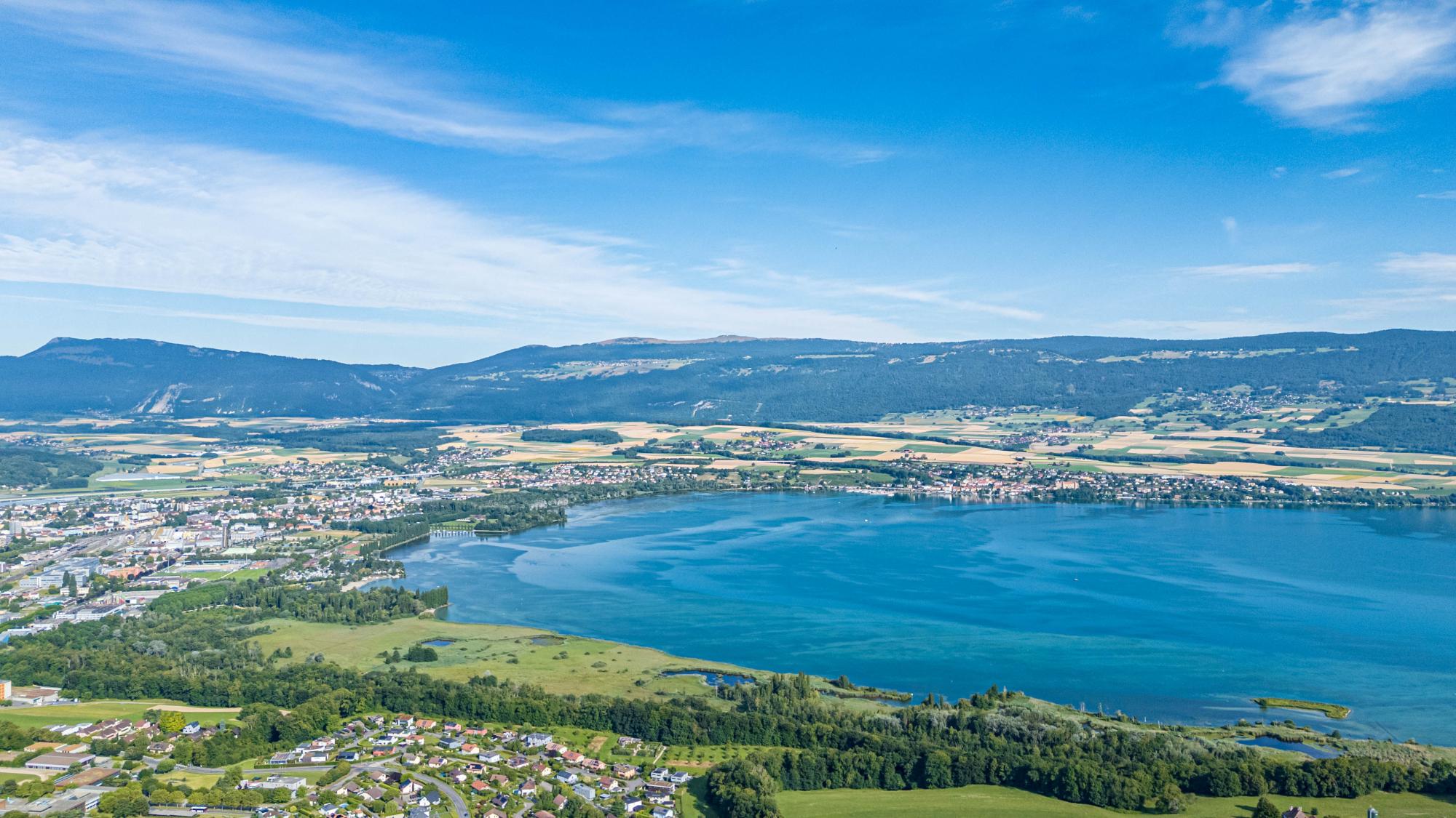 Bout du lac de Neuchâtel vers Yverdon-les-Bains