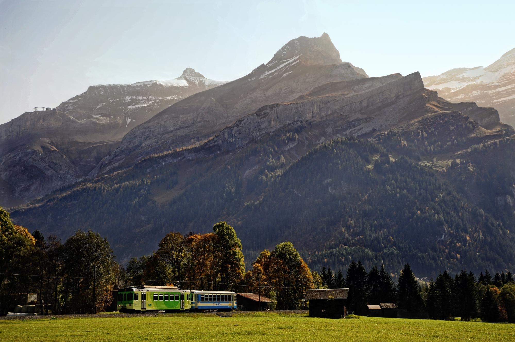 ASD train with the mountains - autumn - Aigle-Sépey-Diablerets