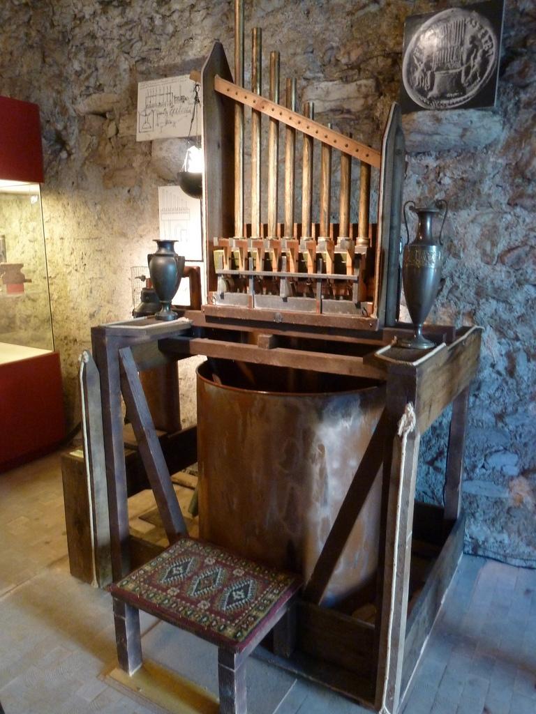 Schweizerischen Orgelmuseum - Aigle