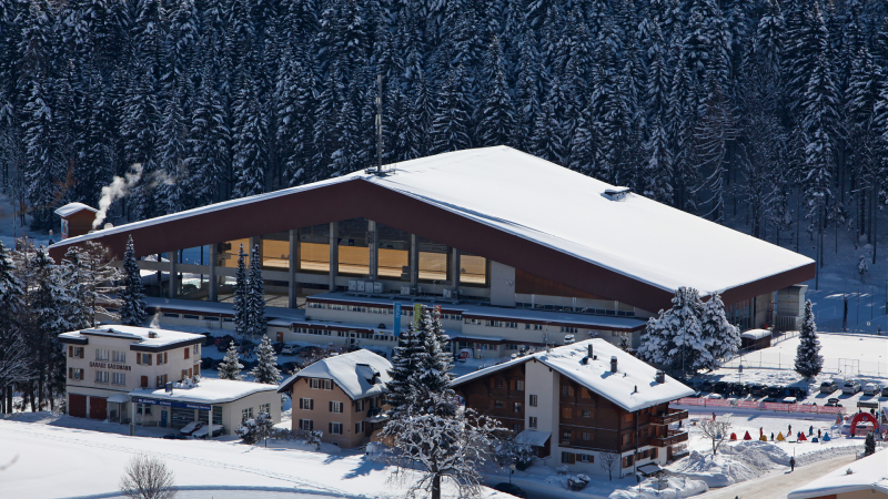 Sport Center of the skating rink - winter - Leysin