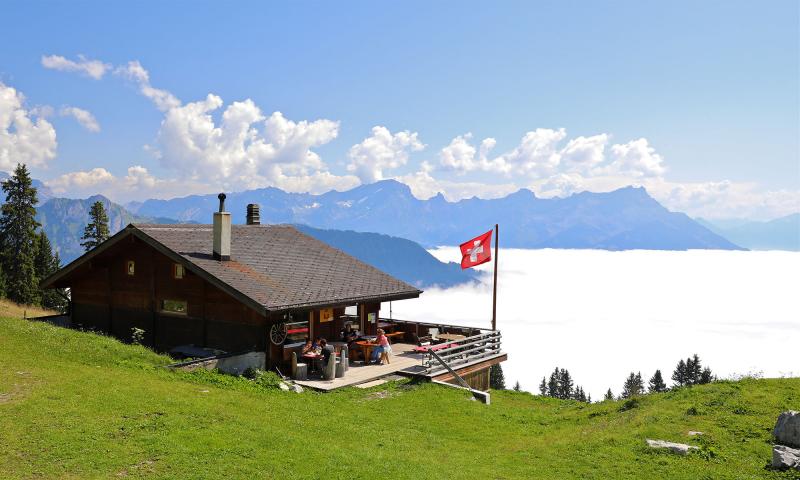 Refuge Solacyre - summer - Leysin