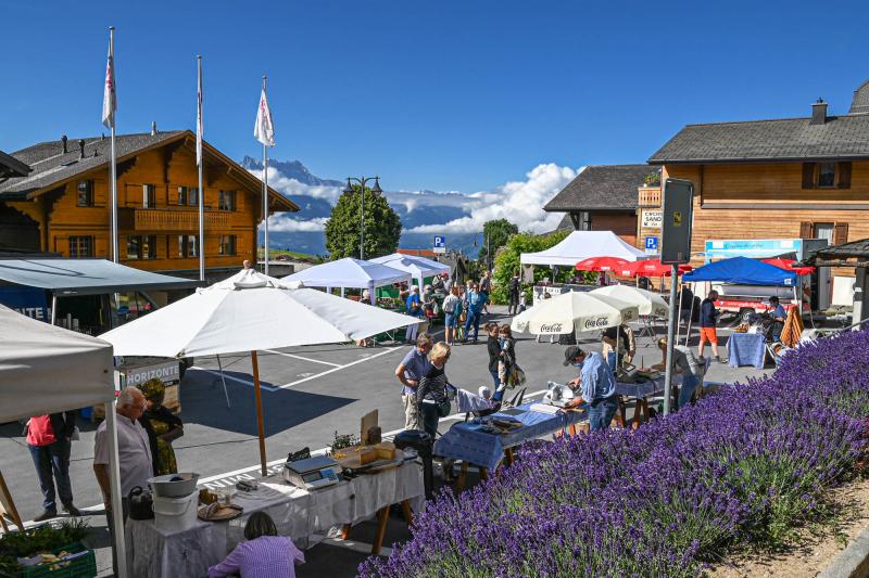 Marché du terroir - Sommer - Leysin