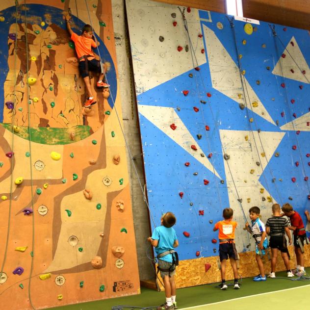 Indoor climbing walls