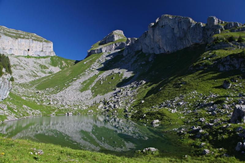 Lake Mayen - Summer - Leysin