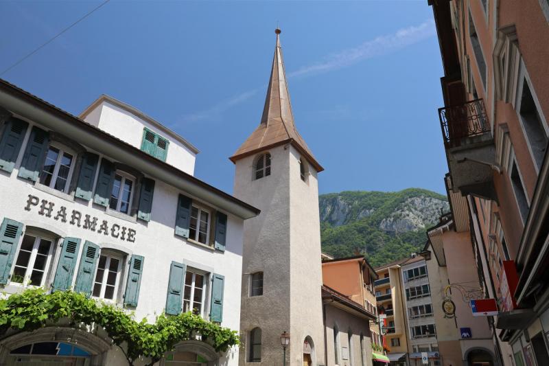 Church Farel - summer - Aigle