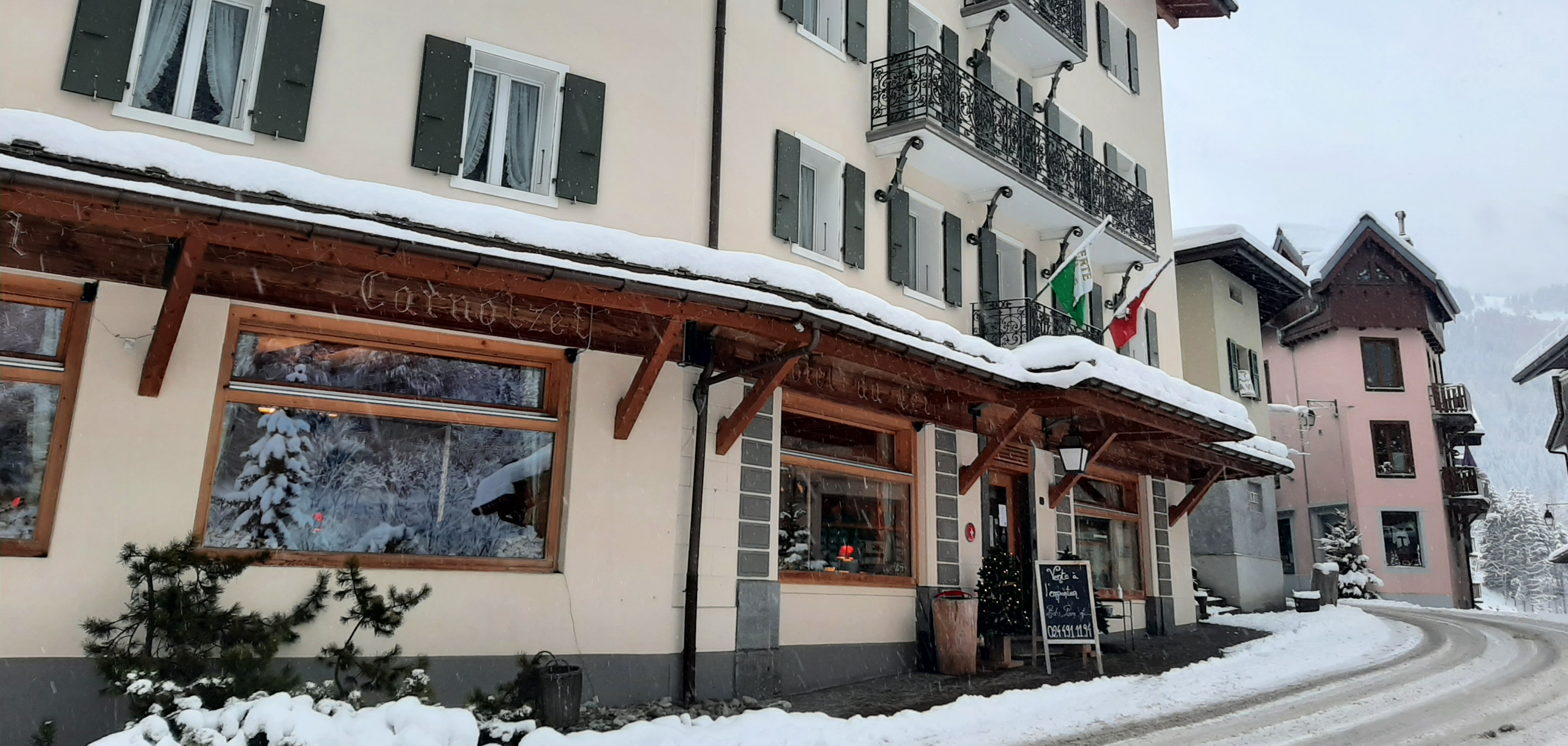 Café et tea-room au Col des Mosses