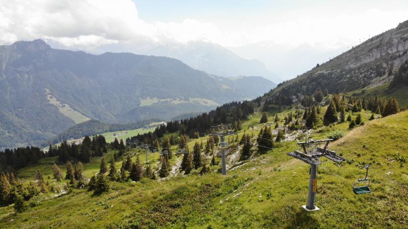 Leysin - view of the Leysin-Tête d'Aï chairlift - summer