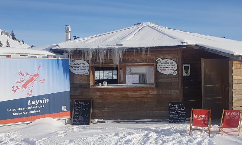 freestyle yurt - outdoor - winter