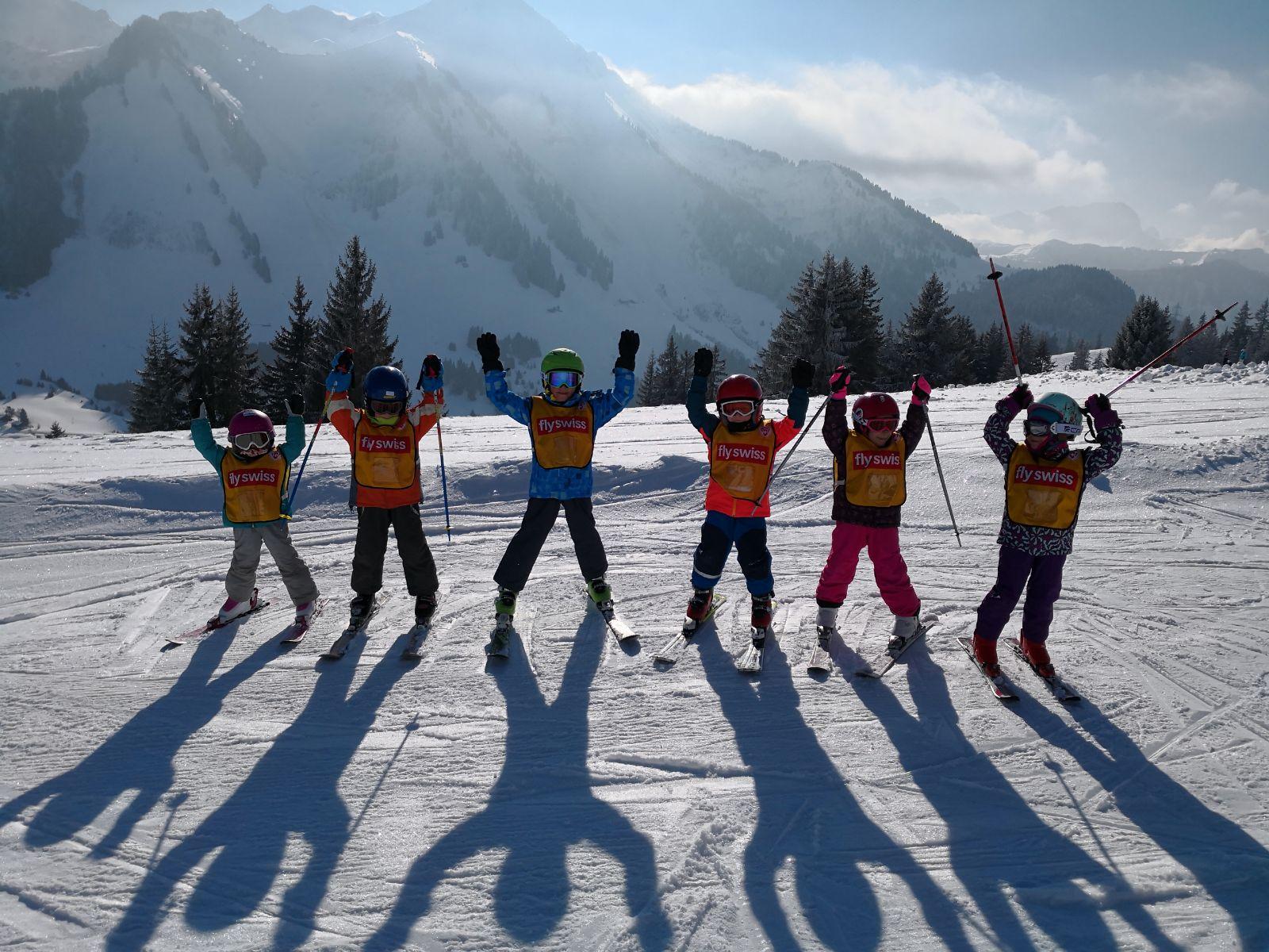 Les Mosses - Kinder während eines Kurses mit der Schweizer Skischule - Winter