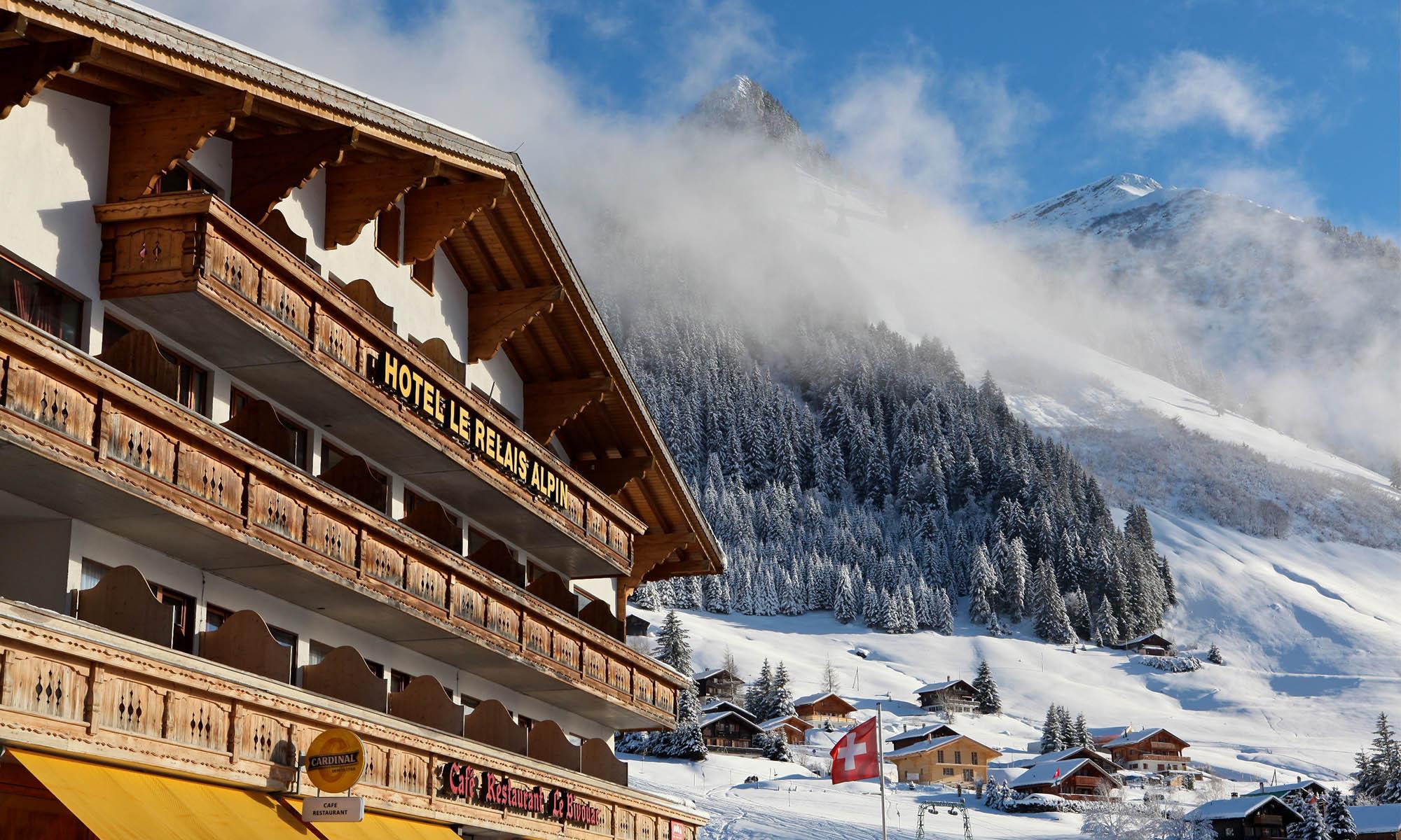 Hotels at Col des Mosses