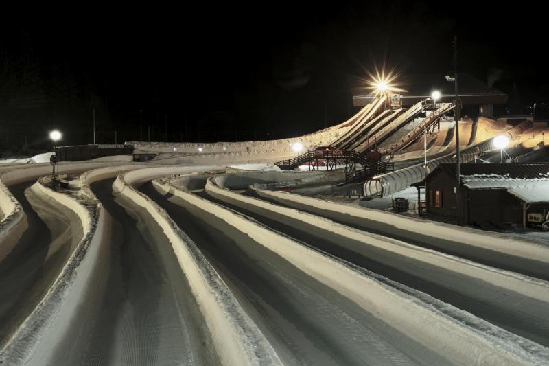 Leysin - Tobogganing Park am Abend - Winter