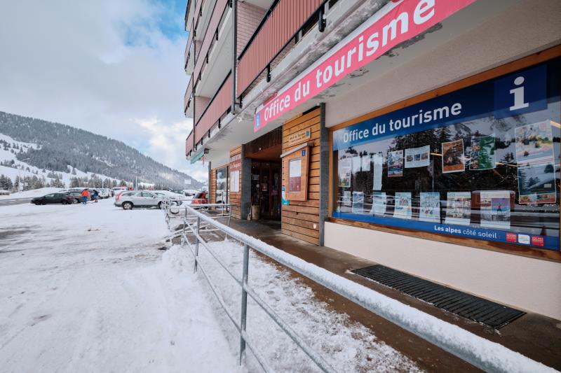 Les Mosses - La Lécherette Tourist Office in winter