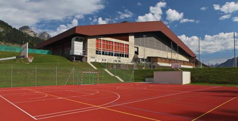 Sportzentrum Eislaufhalle - Sommer - Leysin