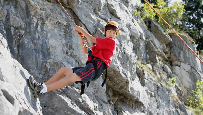 Climbing Carrière des Chamois for children - summer -Leysin