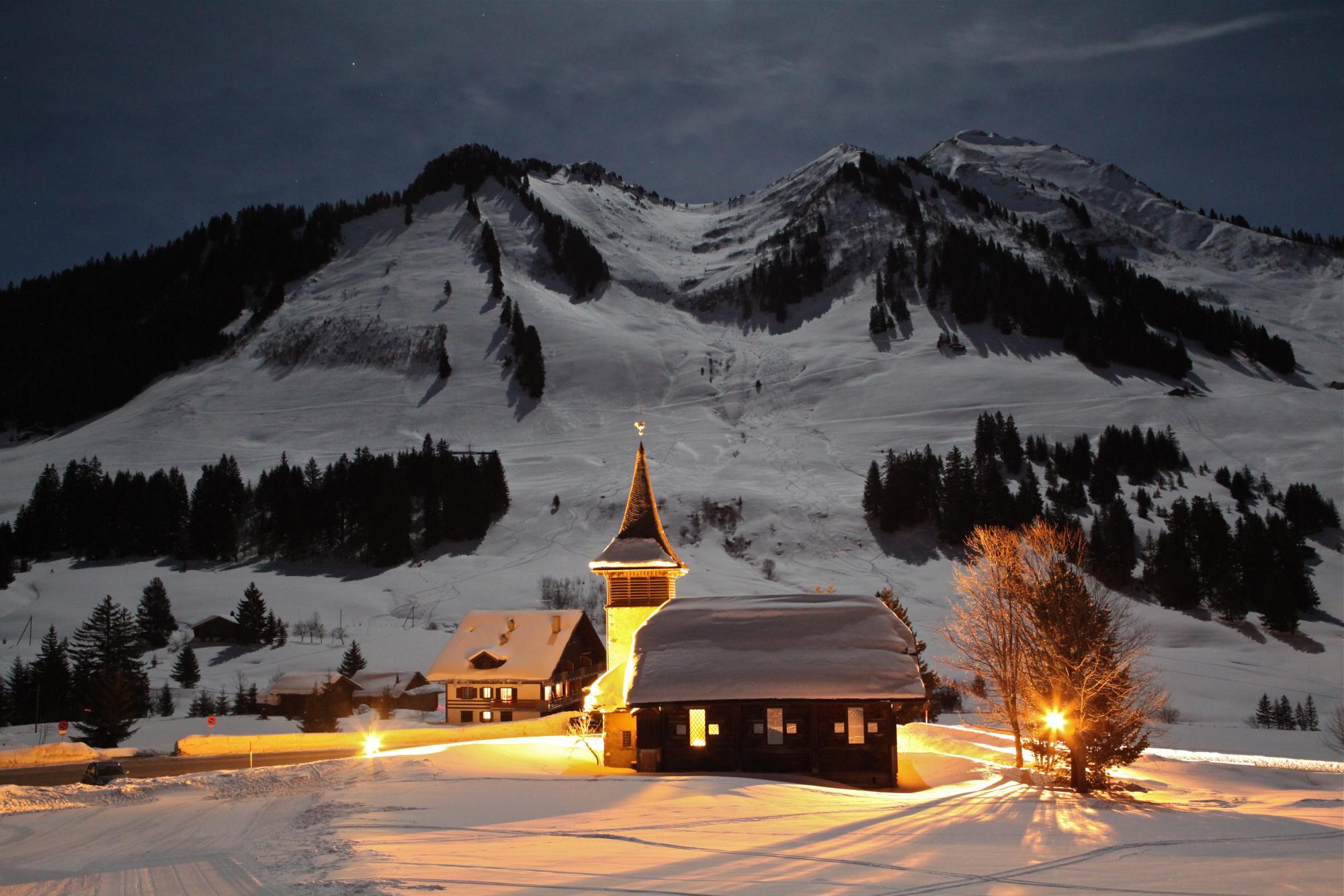 Église de nuit - hiver - Les Mosses