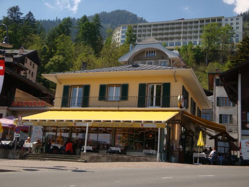 Restaurant la Lorraine - summer - Leysin