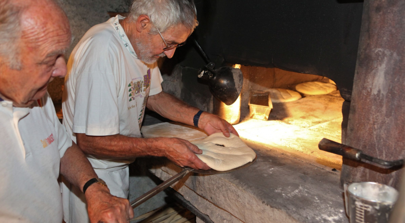 Bread oven
