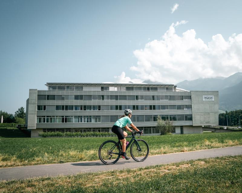 Gravel - Facing the UCI/CMC - summer