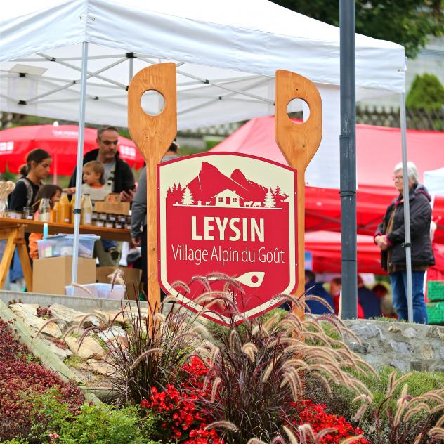 Old-fashioned local market - Leysin Village Alpin of Taste