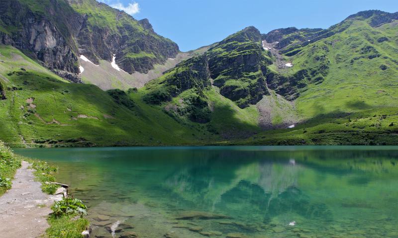 Lake Lioson - summer - Les Mosses