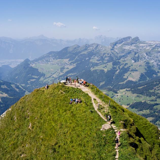 Summer hiking at Col des Mosses