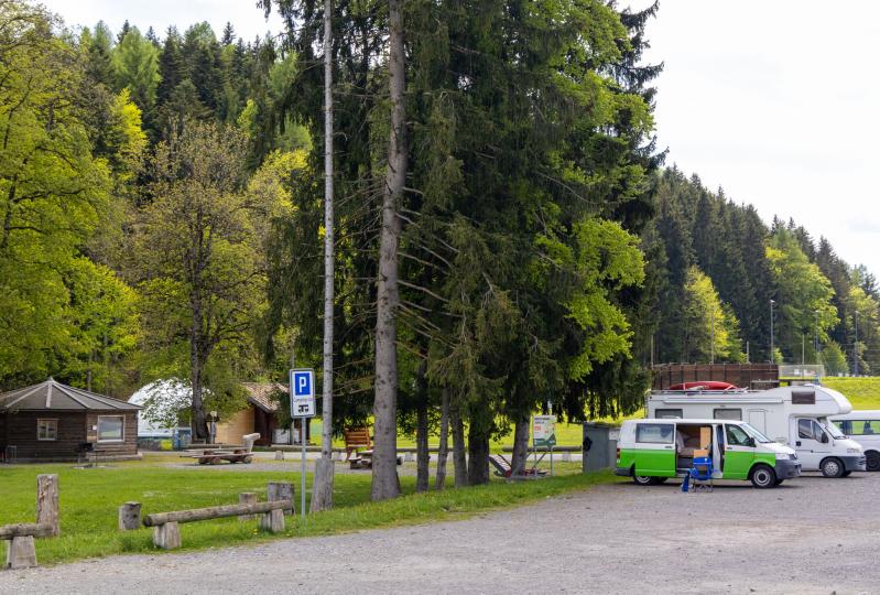 Place des feuilles - Leysin - Stellplatz für Wohnmobile - Sommer