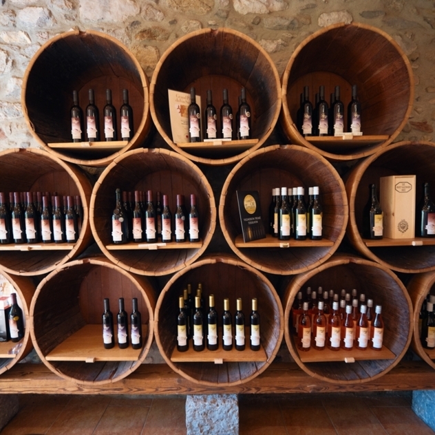 Domaine Dillet - Wine cellar discovery