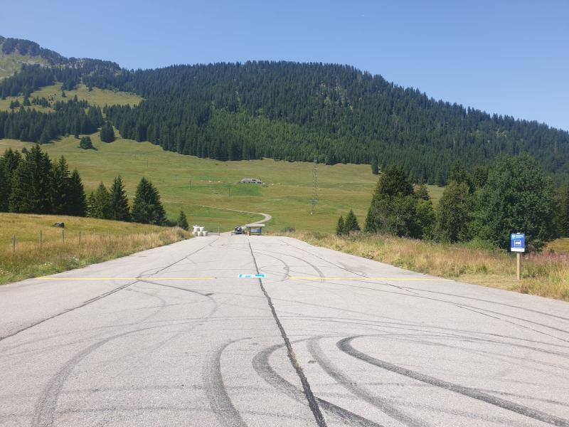 Wohnmobilstellplatz – Arsat – Mosses – Sommer