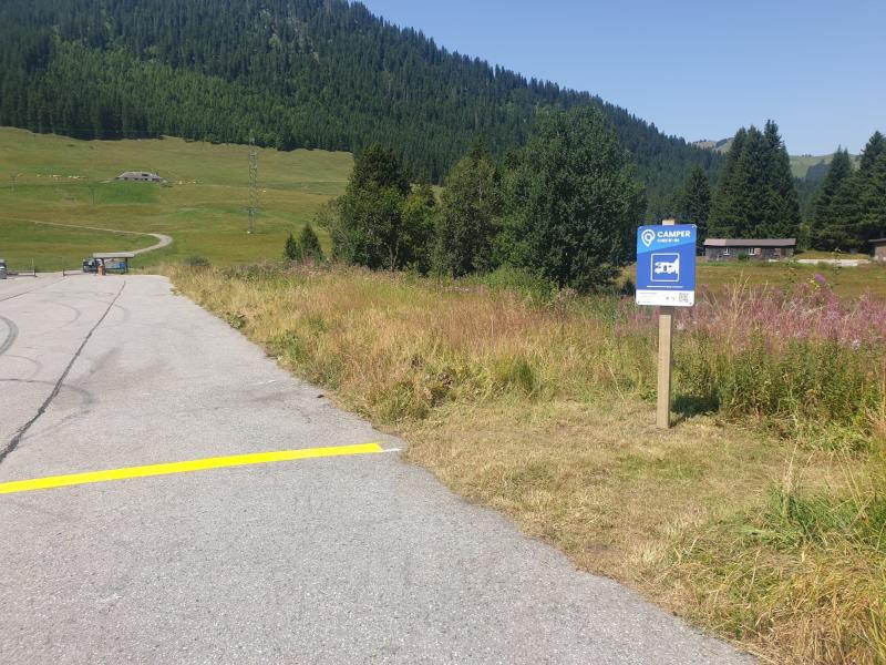 Wohnmobilstellplatz – Arsat – Mosses – Sommer