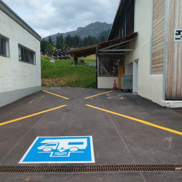 Aire de vidange camping-cars aux Mosses