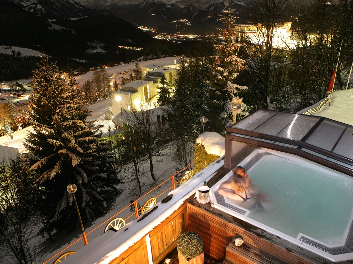 Hotel le Grand Chalet / jacuzzi - winter - Leysin