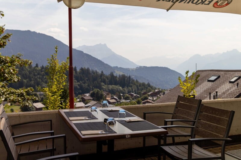 Alpine Classic Hotel - View from the terrace - summer - Leysin