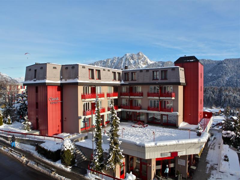 Alpine Classic Hotel - Winter - Leysin