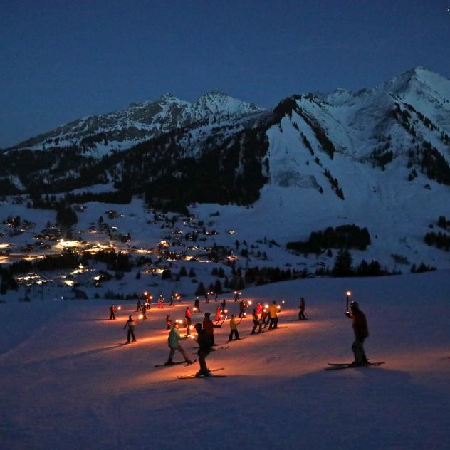Descente aux flambeaux aux Mosses