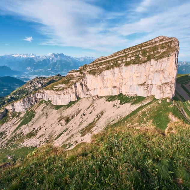 Ascent to the Tour d'Aï