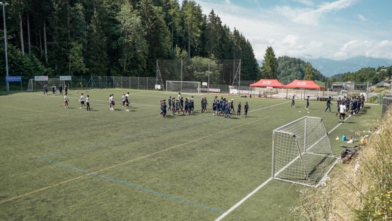 Fußballplatz - Sportzentrum der Eisbahn - Leysin