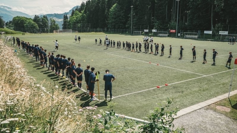 Fußballplatz - Sportzentrum der Eisbahn - Leysin