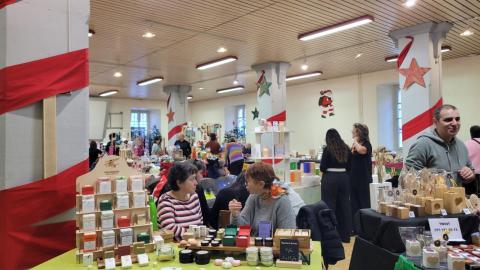 Marché-noël-sdm_stand-caserne_002-c-Flavia-Cioffoletti