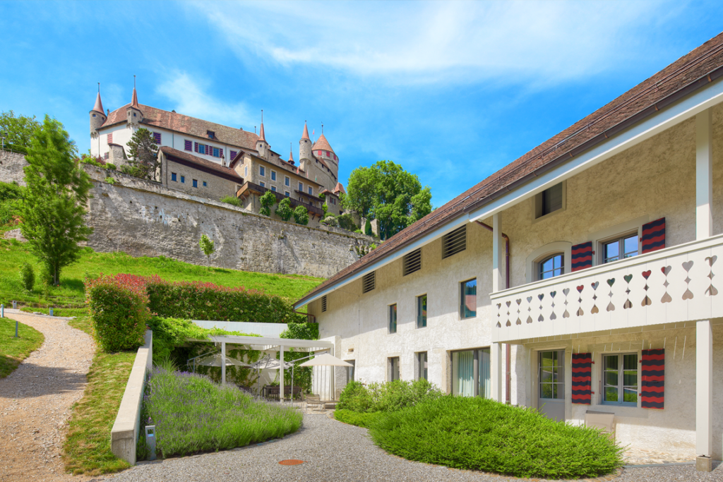 Ferme-du-Château_Lucens-vue-bâtiment