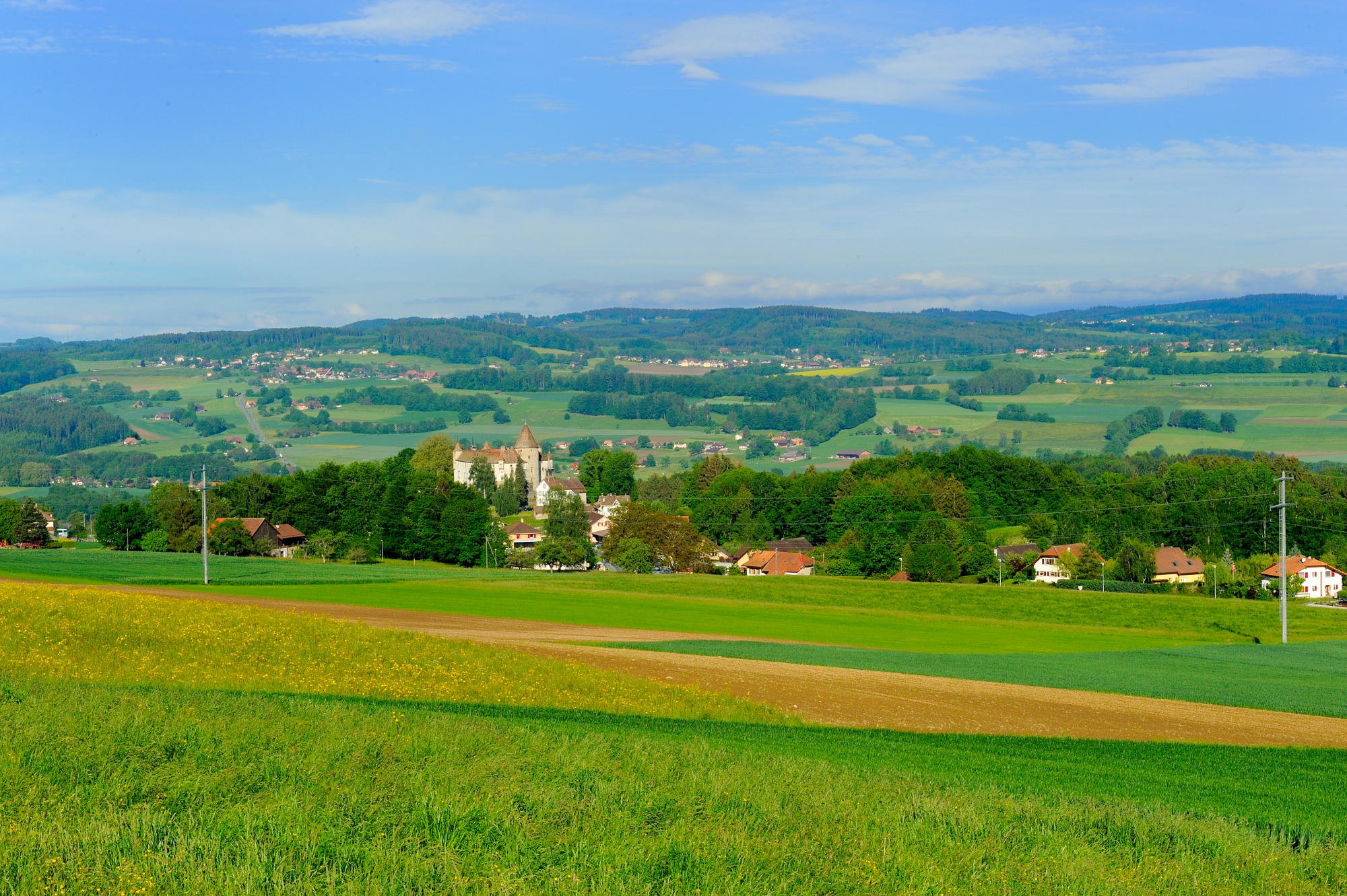 Oron-chateau-commune-c-studio patrick jantet