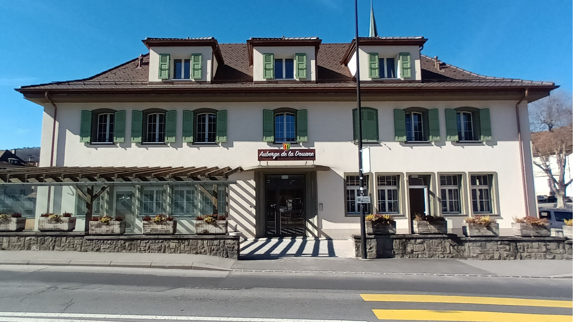 auberge-de-la-douane_réouverture