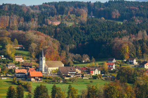 Village de Promasens-c-Meinrad Périsset