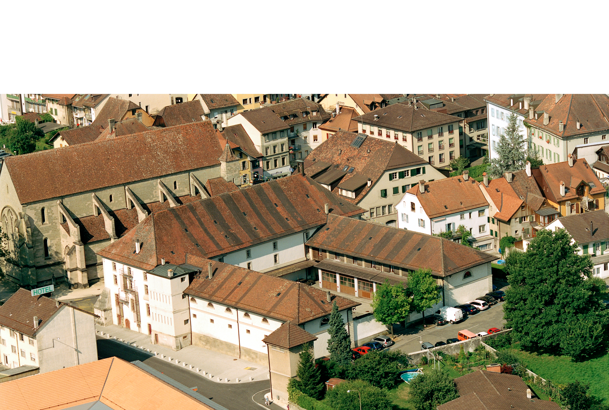 MOUDON_caserne communale-drone