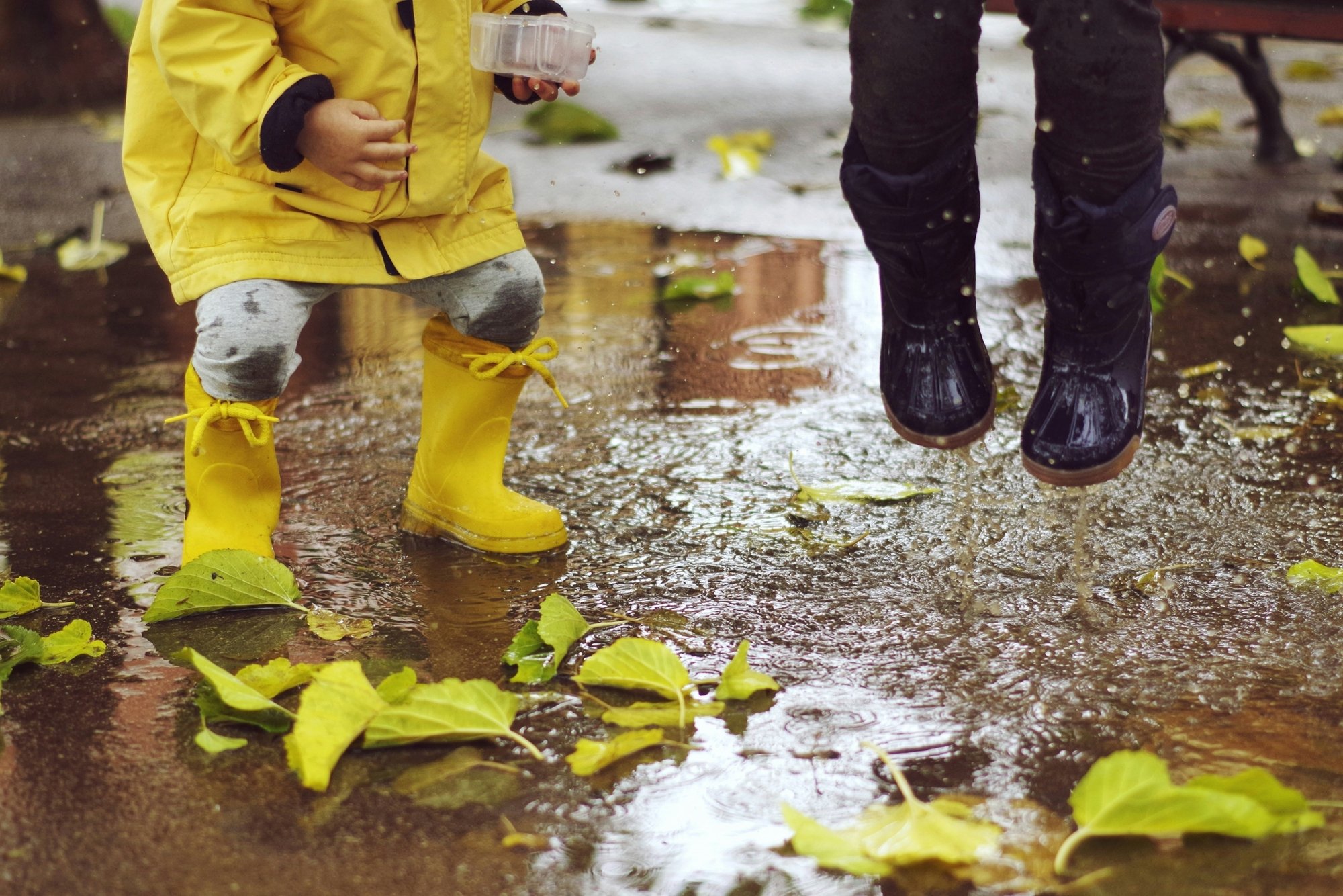 MOOD_automne-pluie-famille