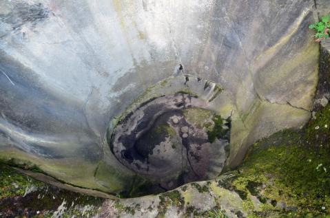 Glacial Pothole of the Caillettes