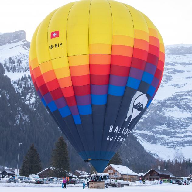 Hot-air balloon flight